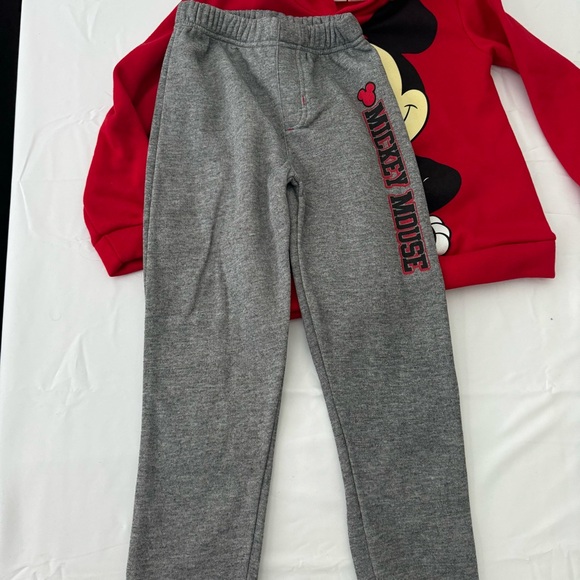 Disney Mickey Mouse boys Sweatsuit size 7/8 red and gray - Picture 8 of 9